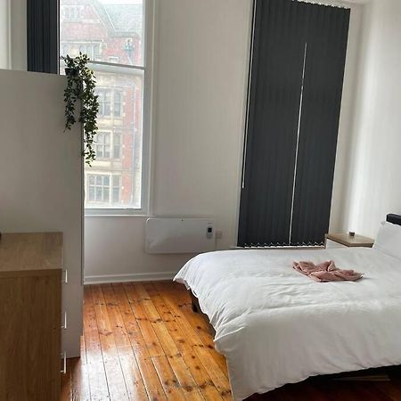 Spacious Flat For 6 City Center Gs305 Sheffield Exterior photo
